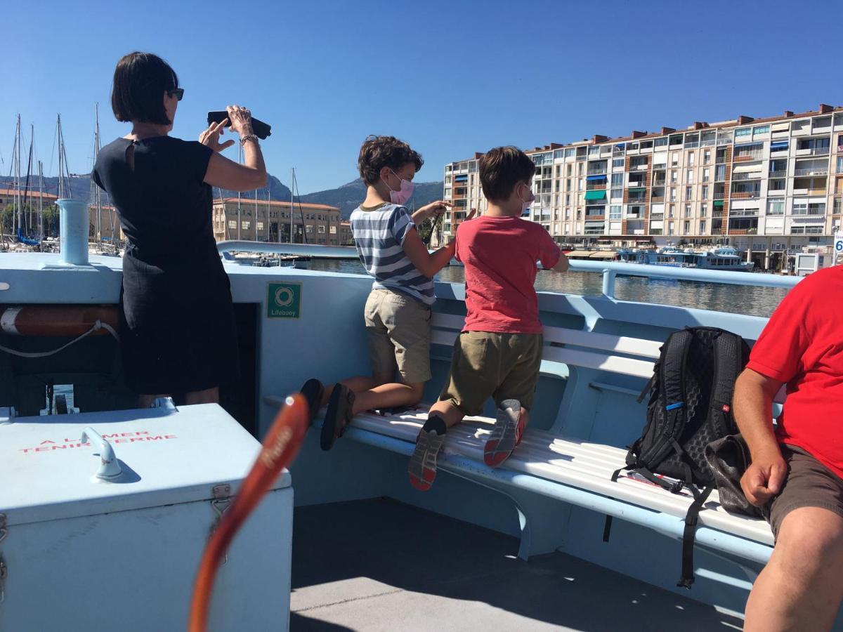 Au Coeur Du Vieux Toulon Au Calme Appartement Renove Climatise Confortable Etage Eleve Avec Ascenseur Proche Parking Et Toutes Commodites Eksteriør billede