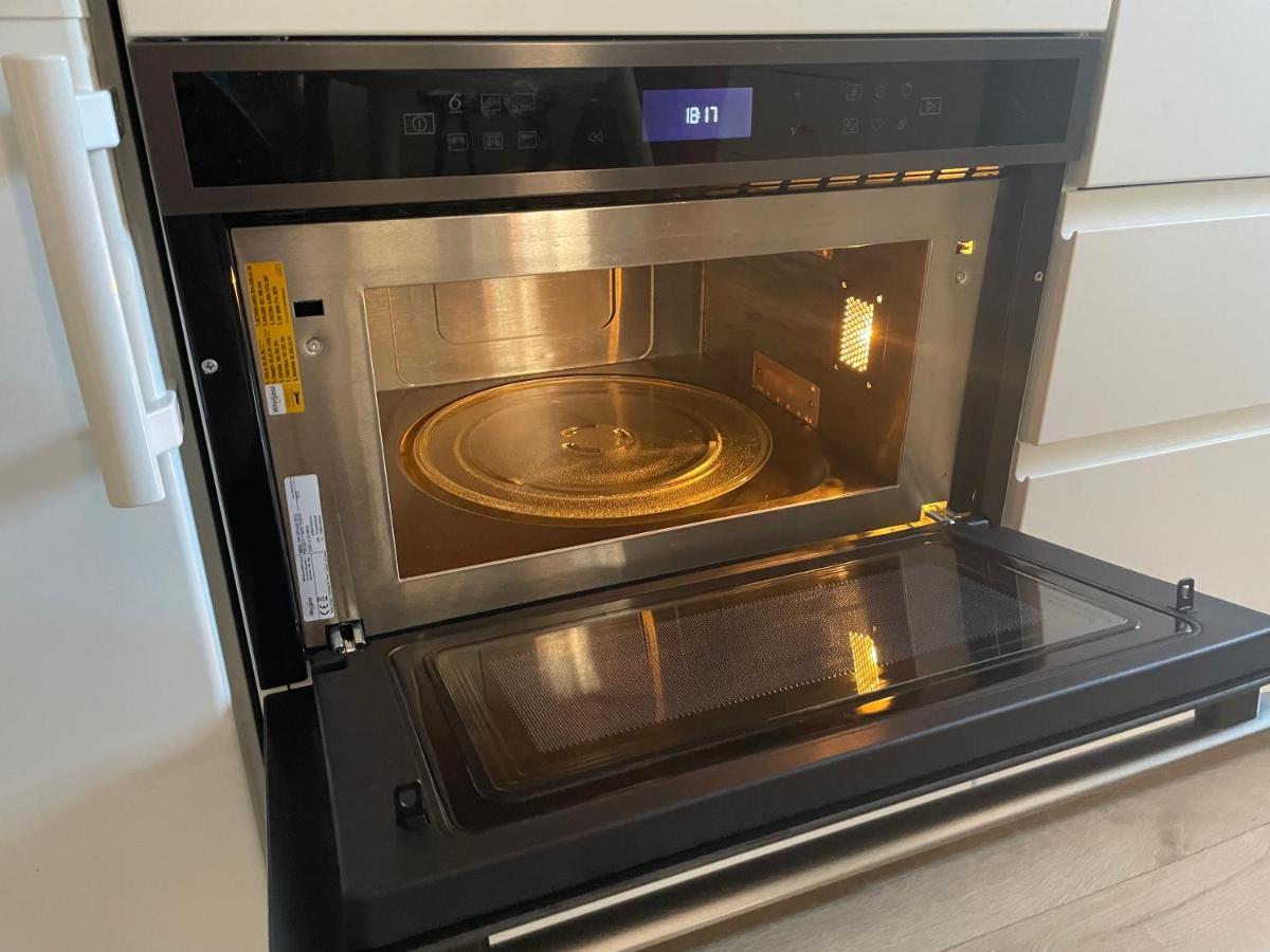 Au Coeur Du Vieux Toulon Au Calme Appartement Renove Climatise Confortable Etage Eleve Avec Ascenseur Proche Parking Et Toutes Commodites Eksteriør billede